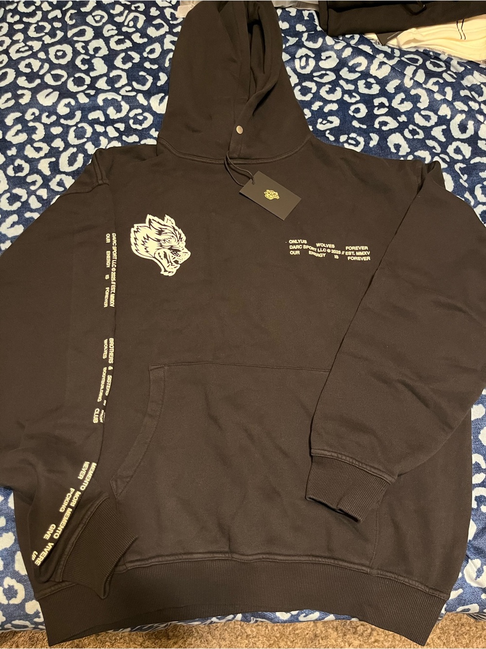 Black Graphic Wolf Pullover Hoodie - Men's Darc Sport numbered collection